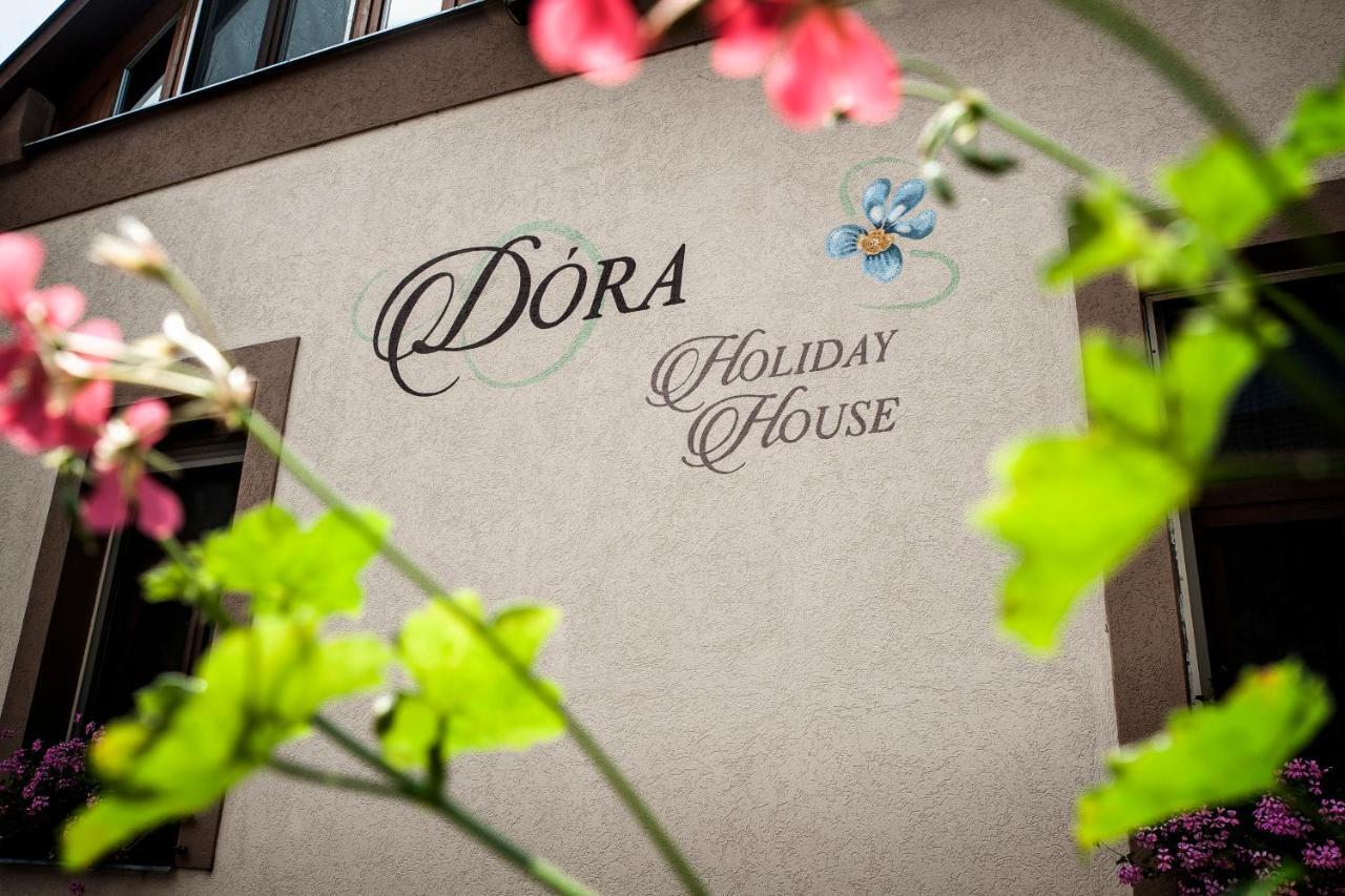 Dora Holiday House & Apartments Keszthely Exterior photo